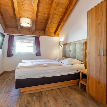 Tauern Mitterwirt 124 *