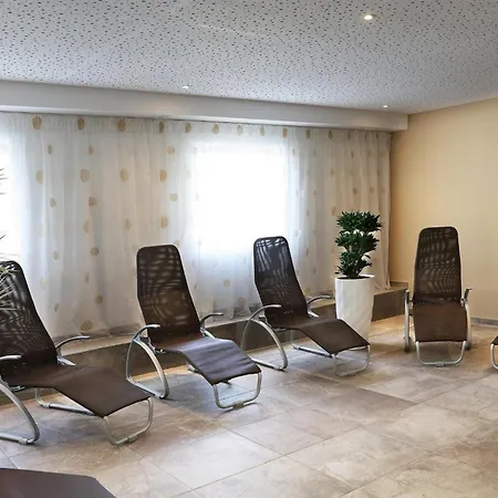 Tauern Mitterwirt 124 アパート *