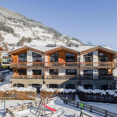 Tauern Mitterwirt 124 アパート