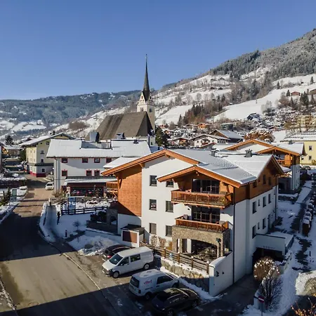 Tauern Mitterwirt 124 ピーゼンドルフ